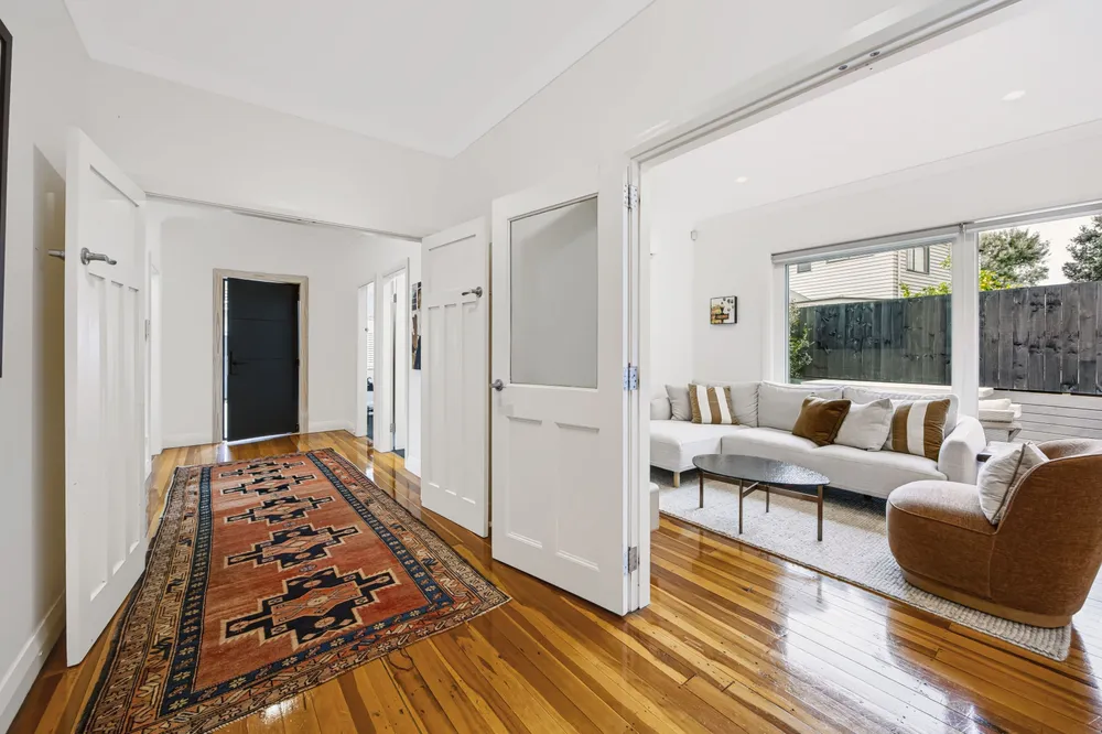 Photos of 49B Ballarat Street