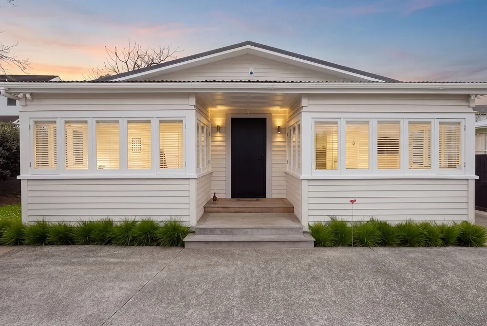 Photos of 49B Ballarat Street
