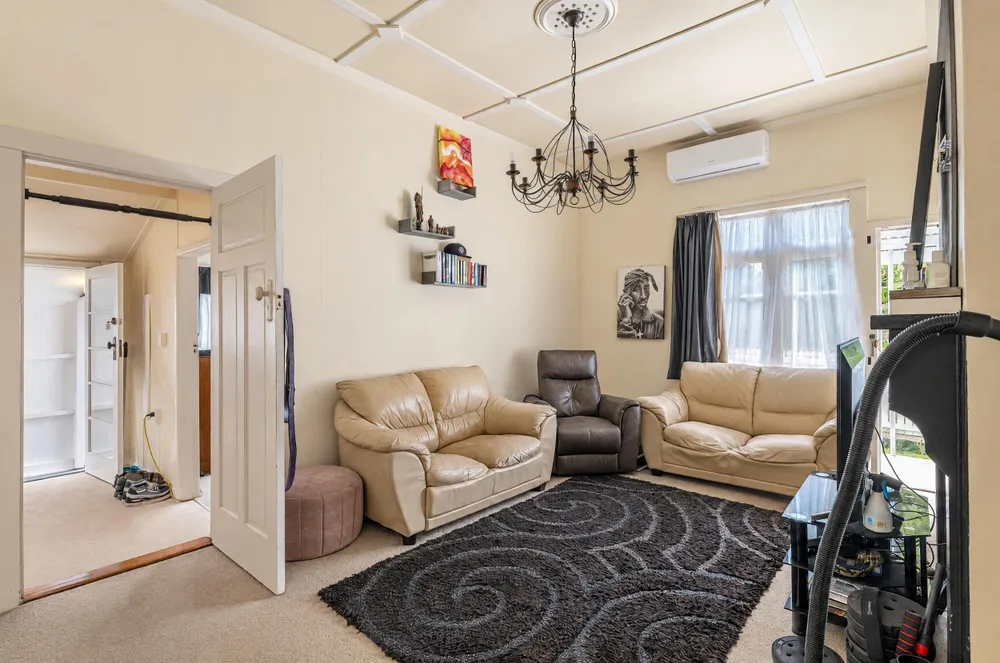 Photos of 152 Grey Street