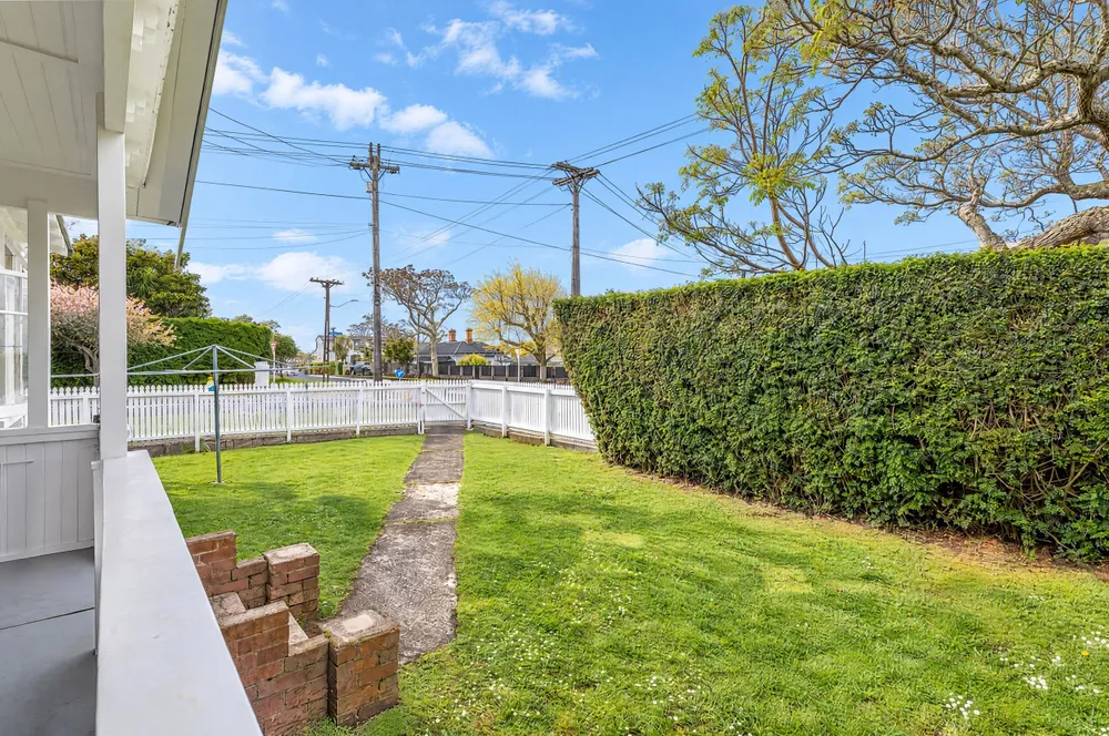 Photos of 152 Grey Street