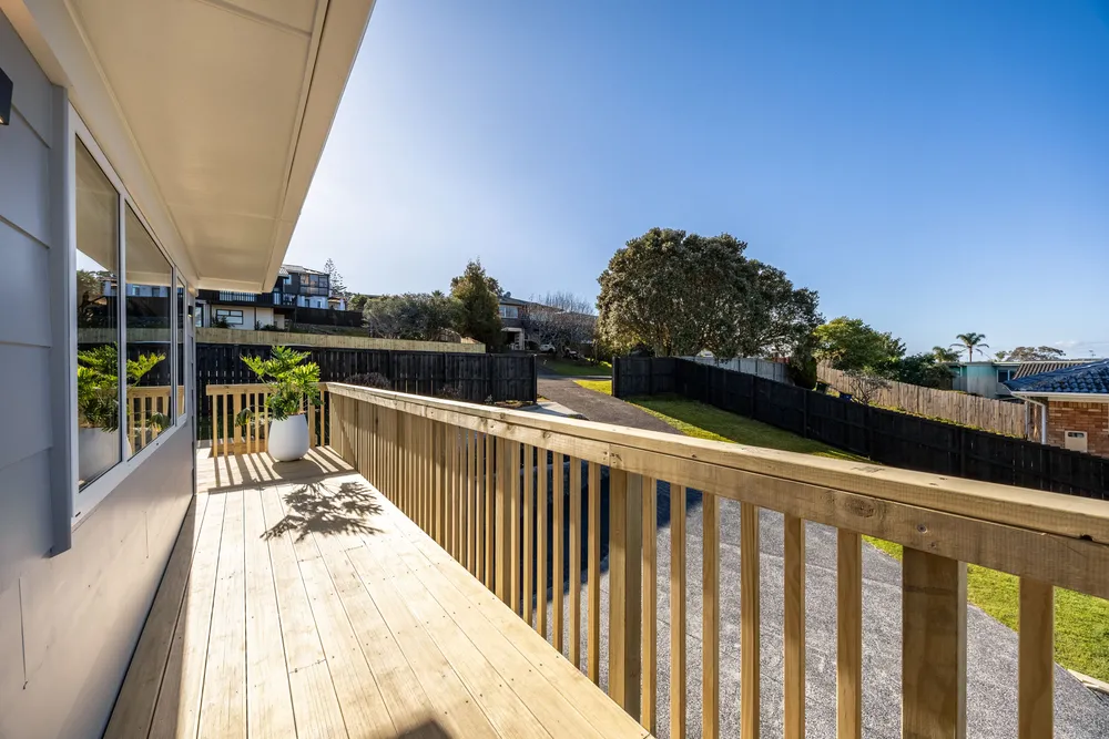 Photos of 120 Eban Avenue