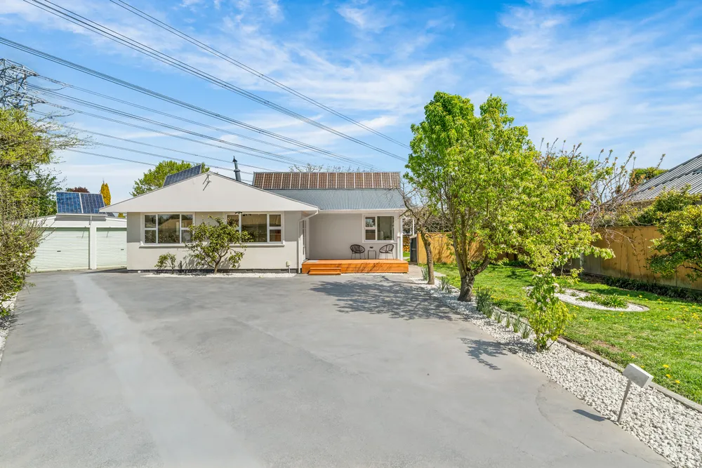 Photos of 31 Appleby Crescent