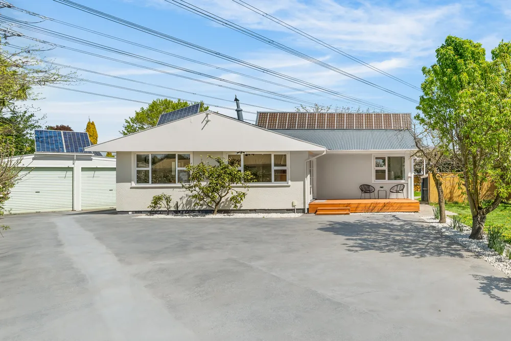 Photos of 31 Appleby Crescent