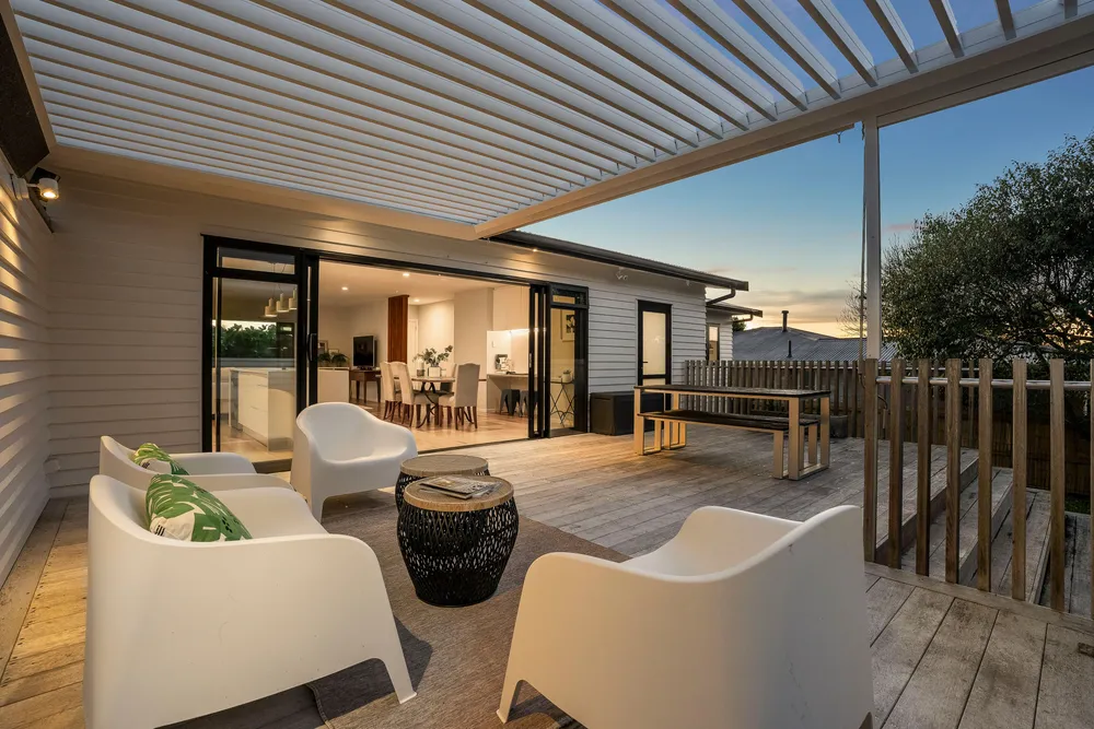 Photos of 2/49 Roseberry Avenue