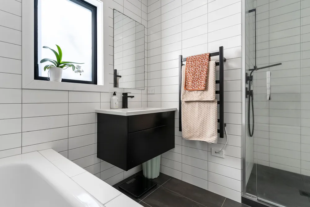 Photos of 2/49 Roseberry Avenue