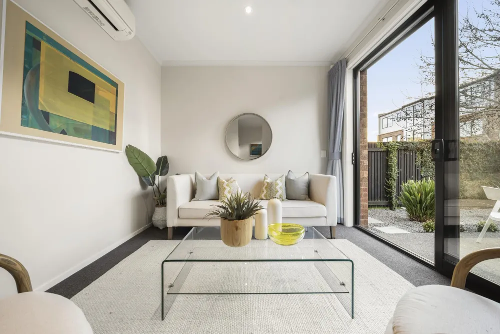 Photos of 16 Uku Lane