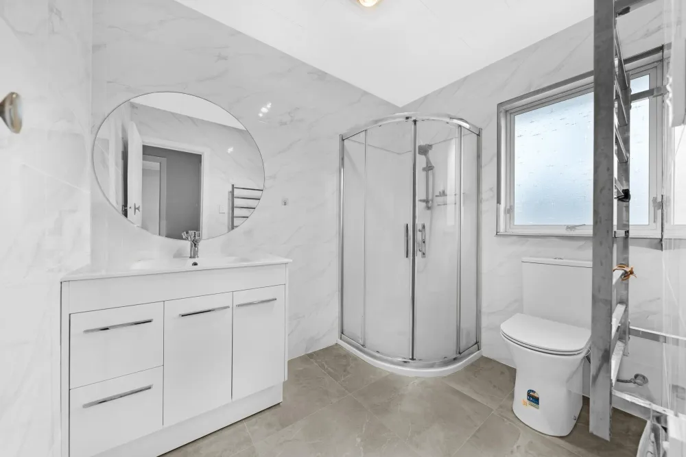 Photos of 2/73 Macleans Road
