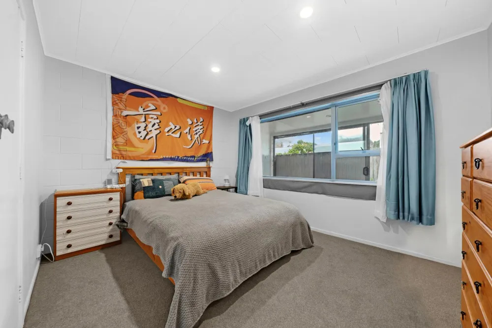 Photos of 2/73 Macleans Road