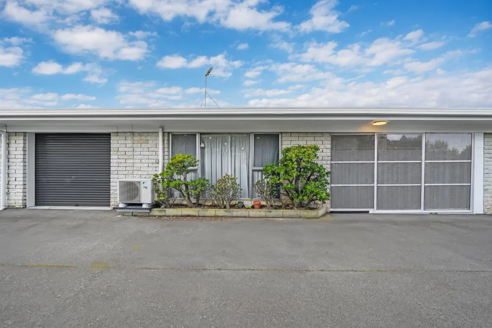 Photos of 2/73 Macleans Road