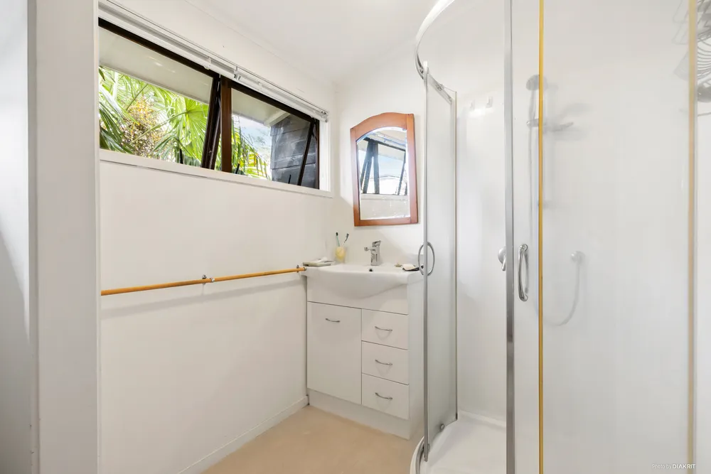 Photos of 2/16 Norgrove Avenue