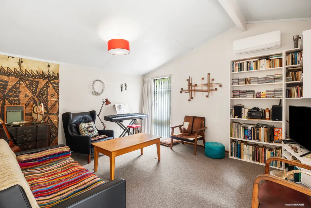 Photos of 2/16 Norgrove Avenue