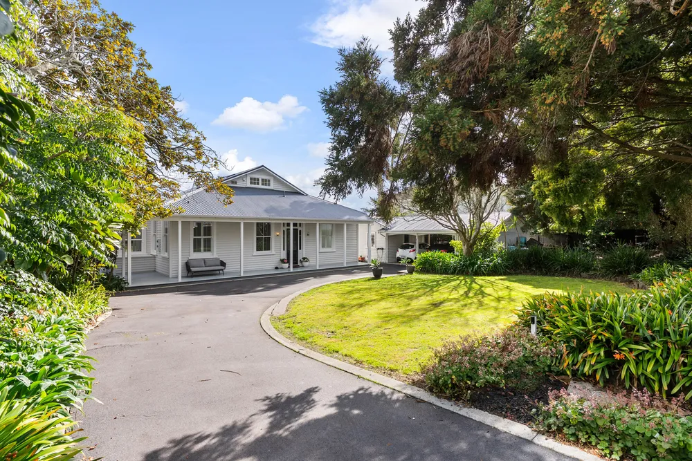 Photos of 50 St Johns Road