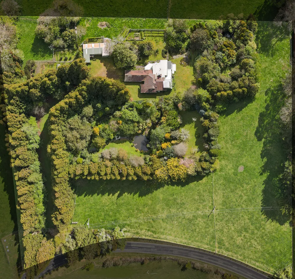 Photos of 442 Te Waerenga Road