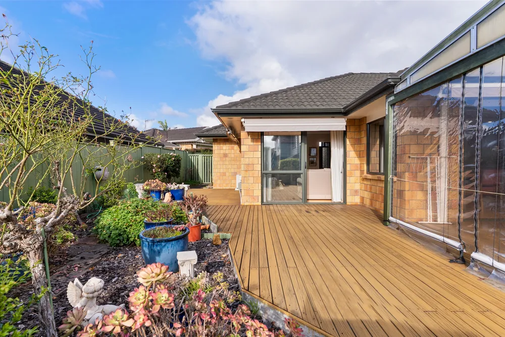 Photos of 14 Banshire Close