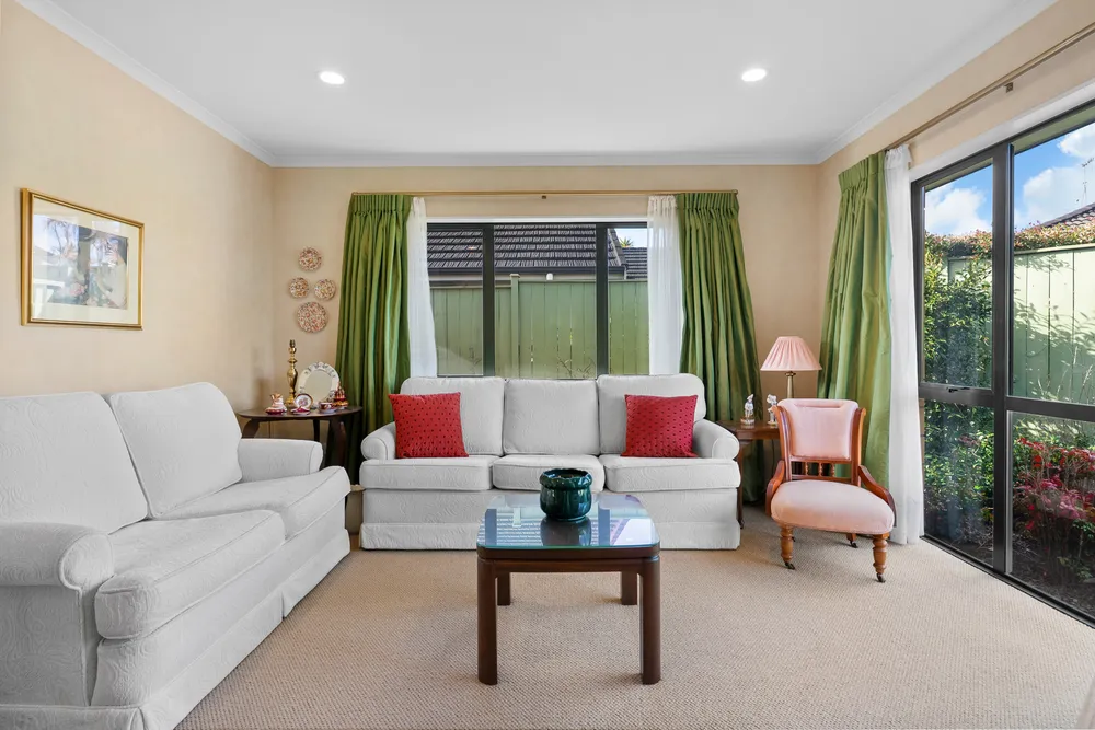 Photos of 14 Banshire Close