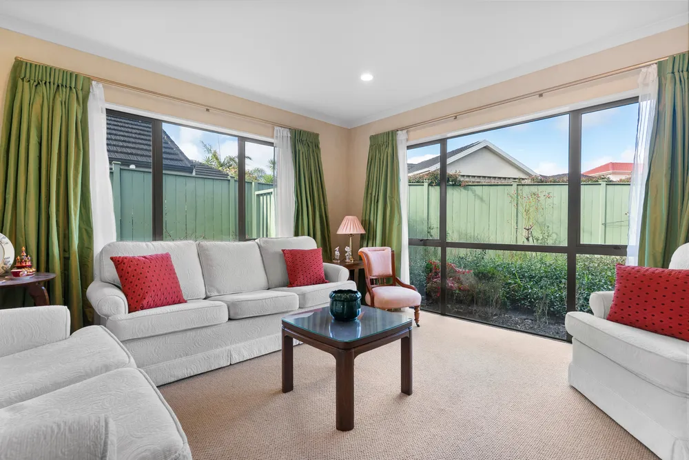 Photos of 14 Banshire Close