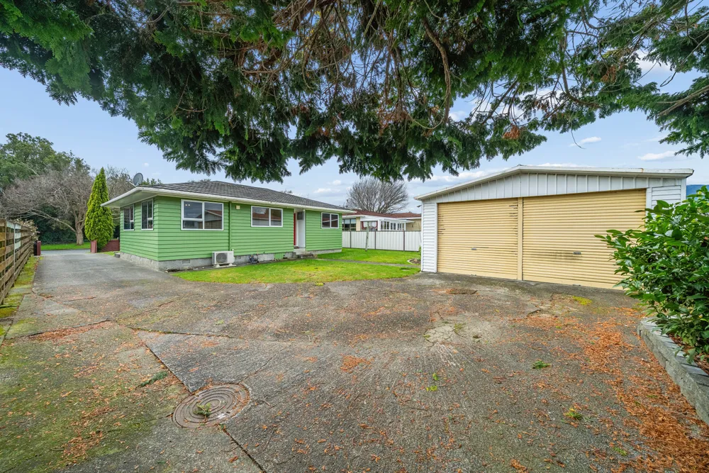 Photos of 127 California Drive