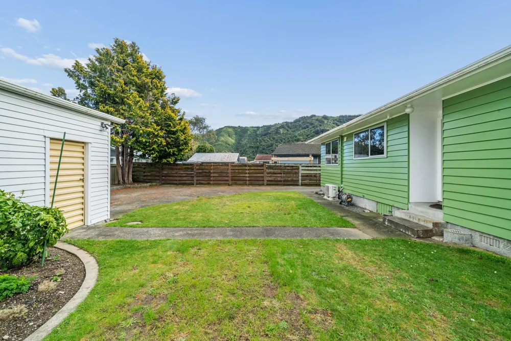 Photos of 127 California Drive