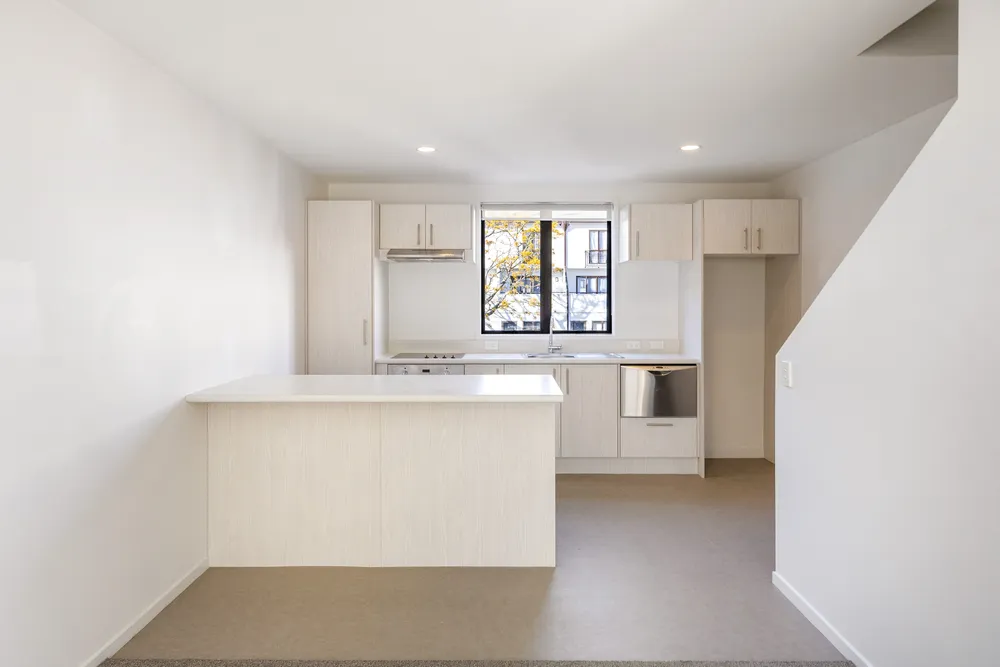 Photos of 9/27 Rossmay Terrace