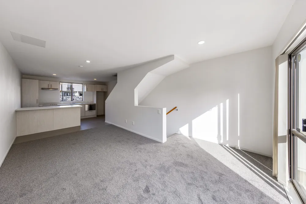 Photos of 9/27 Rossmay Terrace