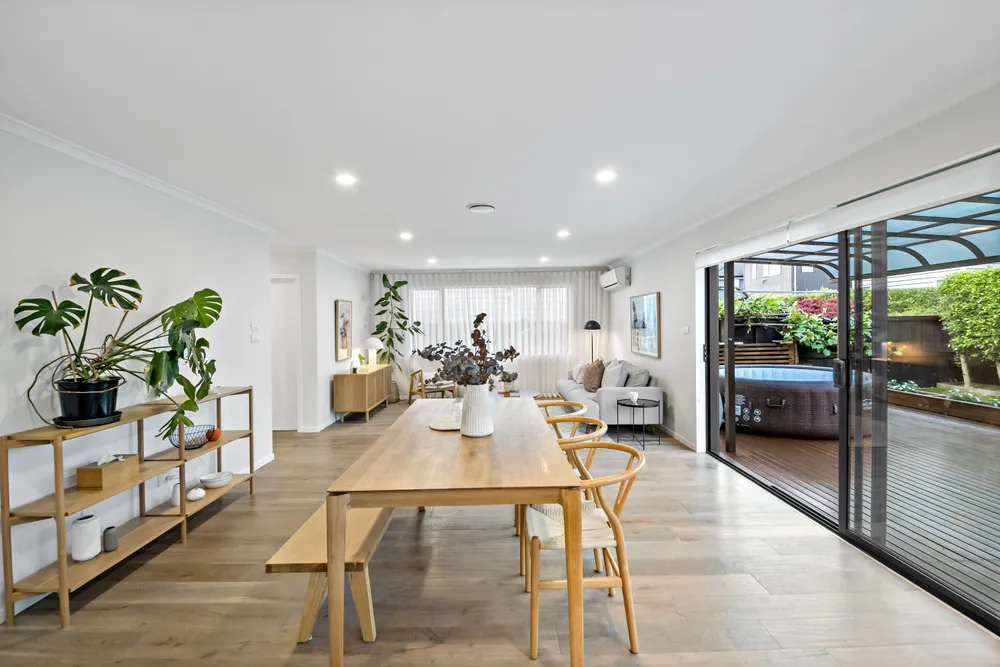 Photos of 15 Greenfinch Road