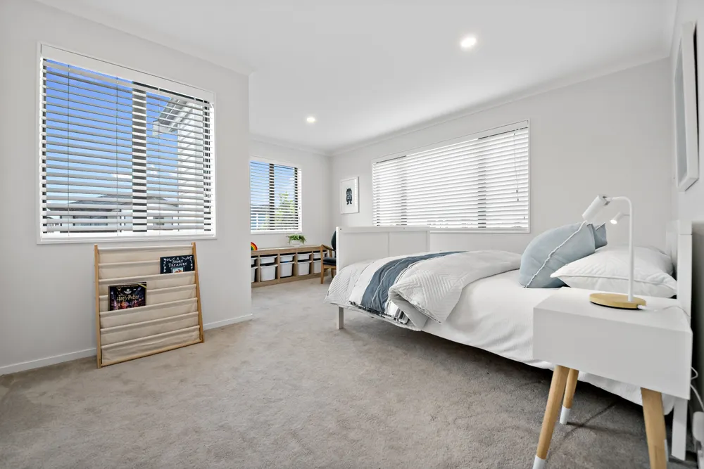 Photos of 15 Greenfinch Road