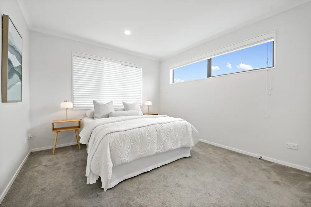 Photos of 15 Greenfinch Road