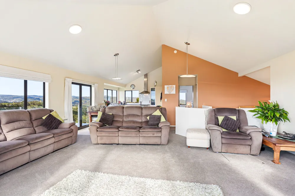 Photos of 233 Wairere Road