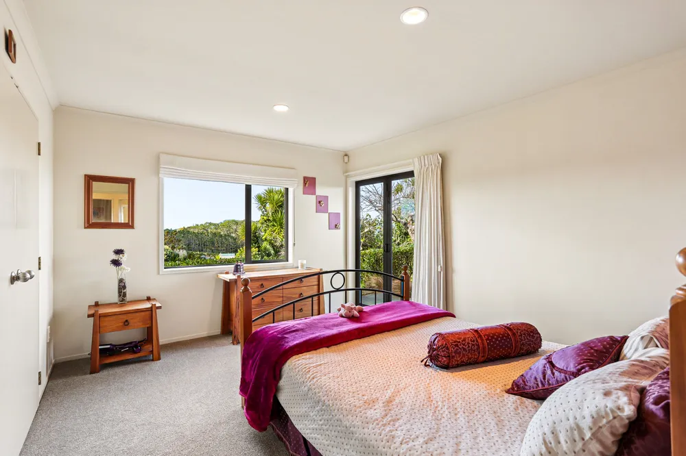 Photos of 233 Wairere Road