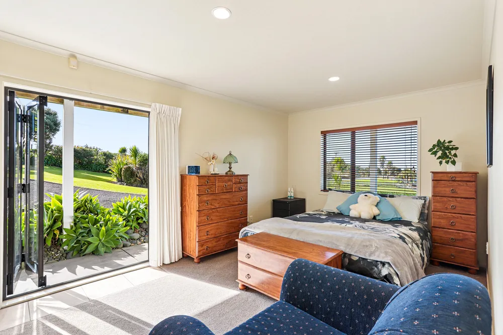 Photos of 233 Wairere Road