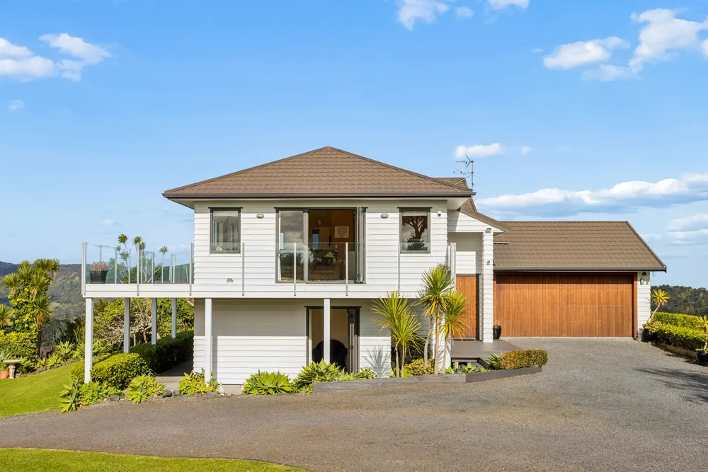 Photos of 233 Wairere Road