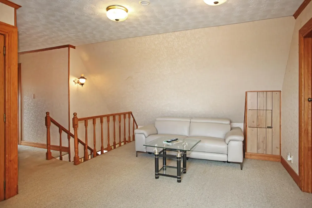 Photos of 471 Redoubt Road
