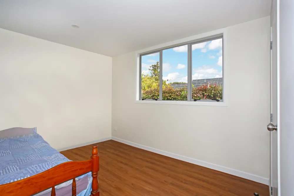 Photos of 471 Redoubt Road