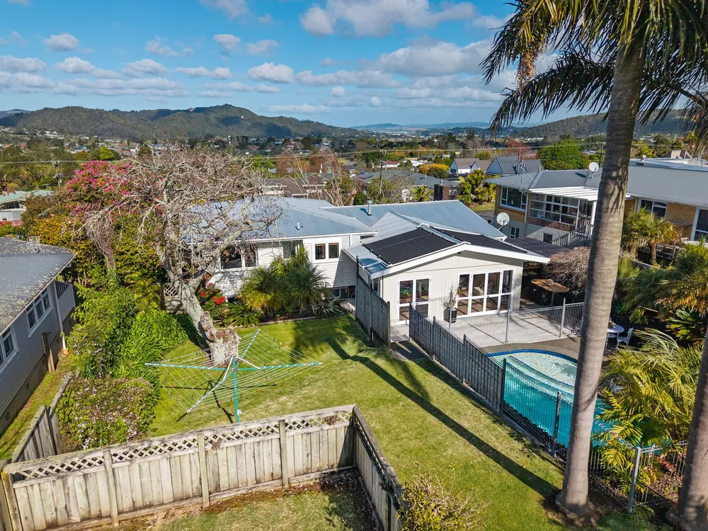 Photos of 5 Hoey Street