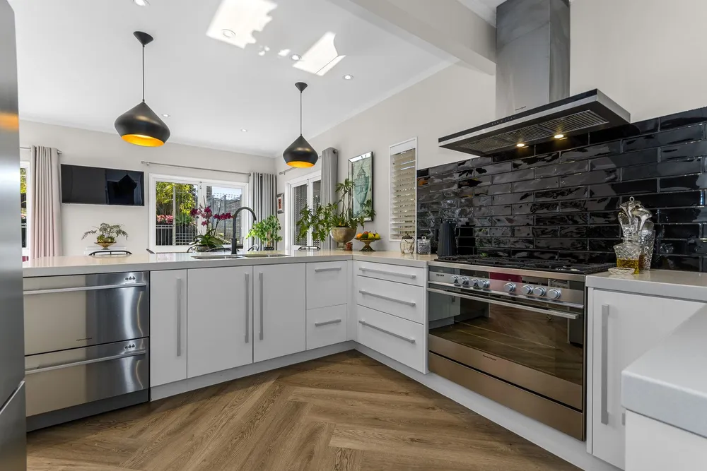 Photos of 5 Hoey Street