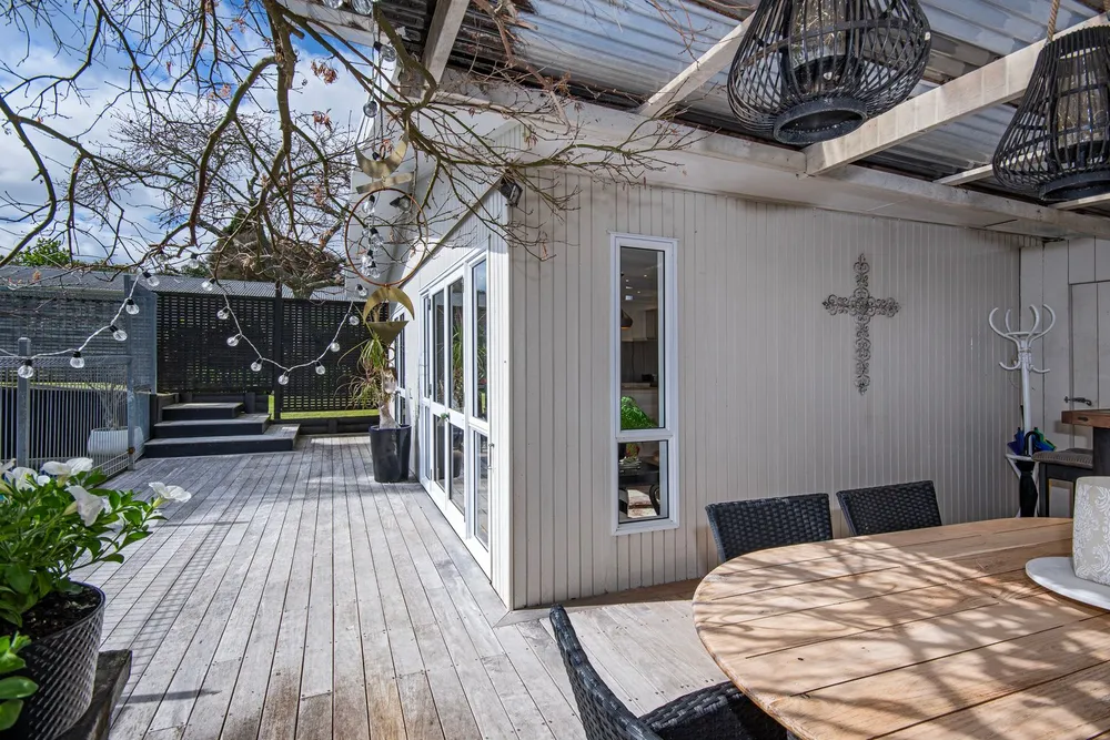 Photos of 5 Hoey Street
