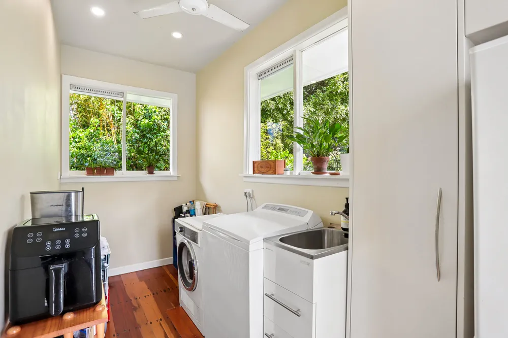 Photos of 108 Takahe Road