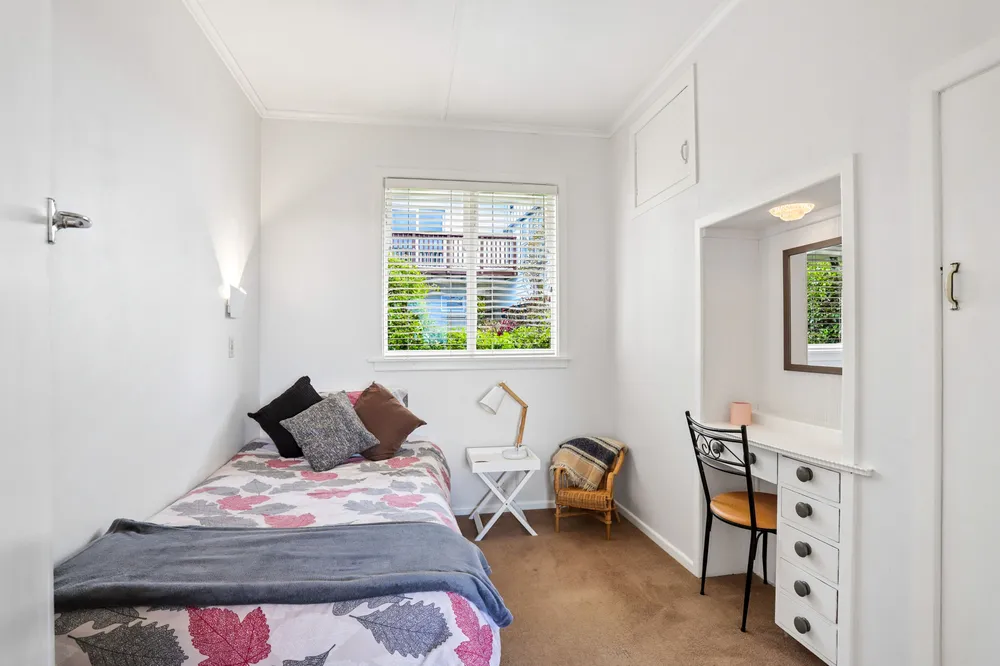 Photos of 108 Takahe Road