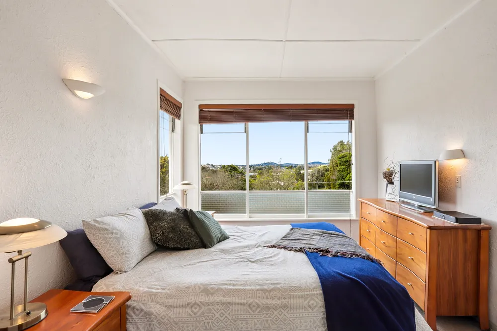 Photos of 108 Takahe Road