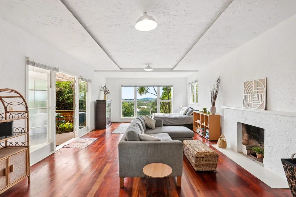 Photos of 108 Takahe Road