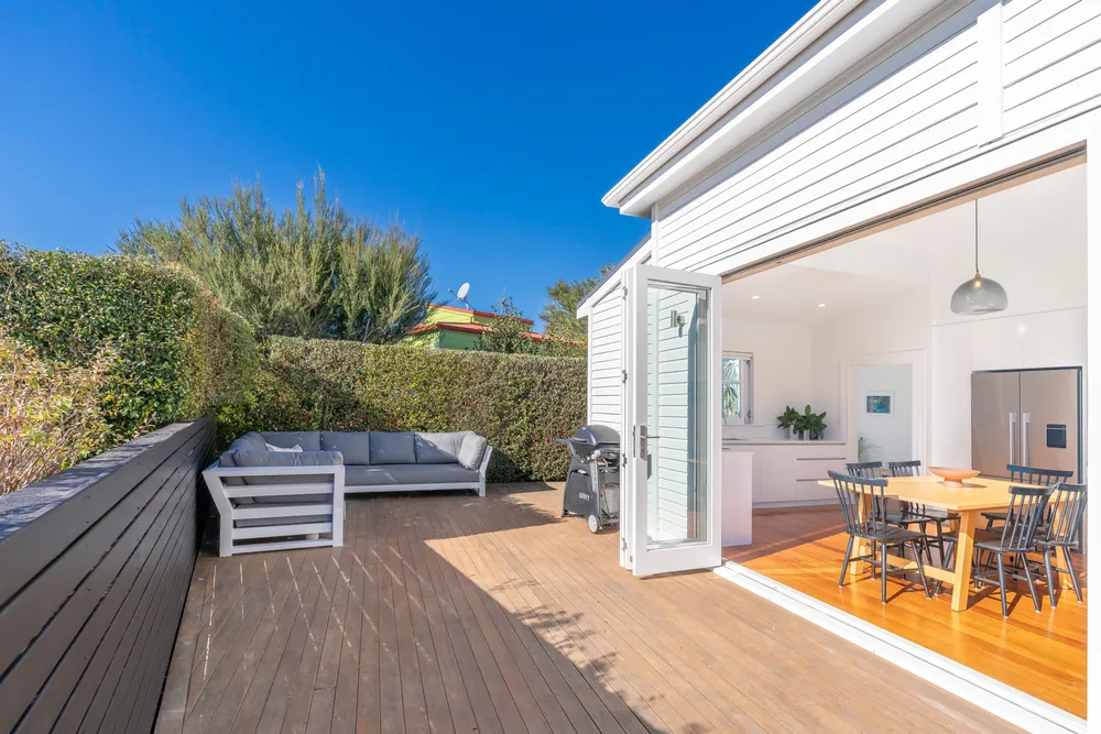 Photos of 23A Kingsland Avenue