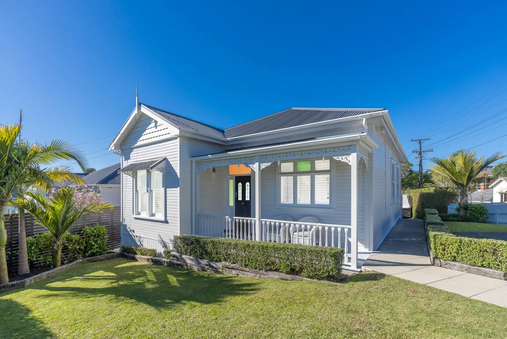 Photos of 23A Kingsland Avenue
