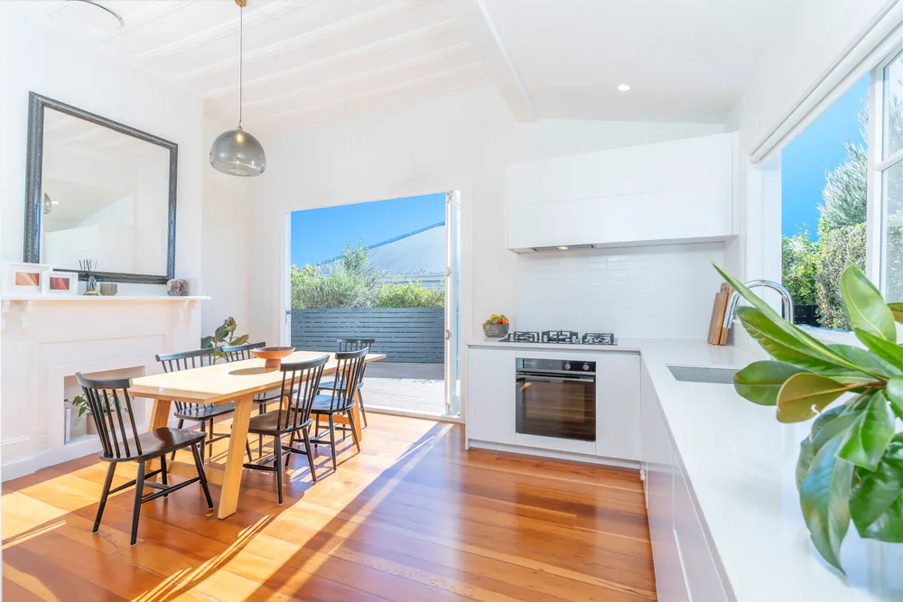Photos of 23A Kingsland Avenue
