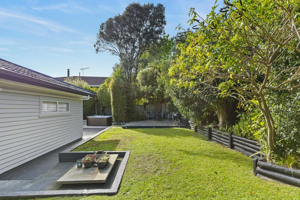 Photos of 2/3 Sharon Road