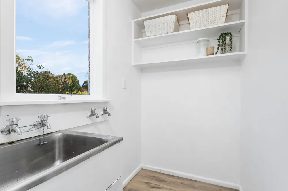 Photos of 68a Parkstone Avenue