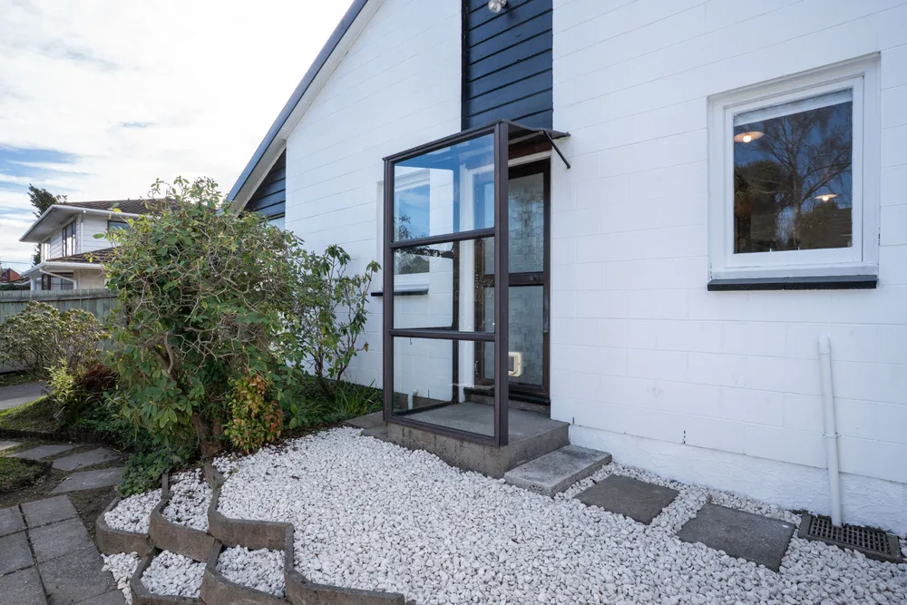 Photos of 68a Parkstone Avenue