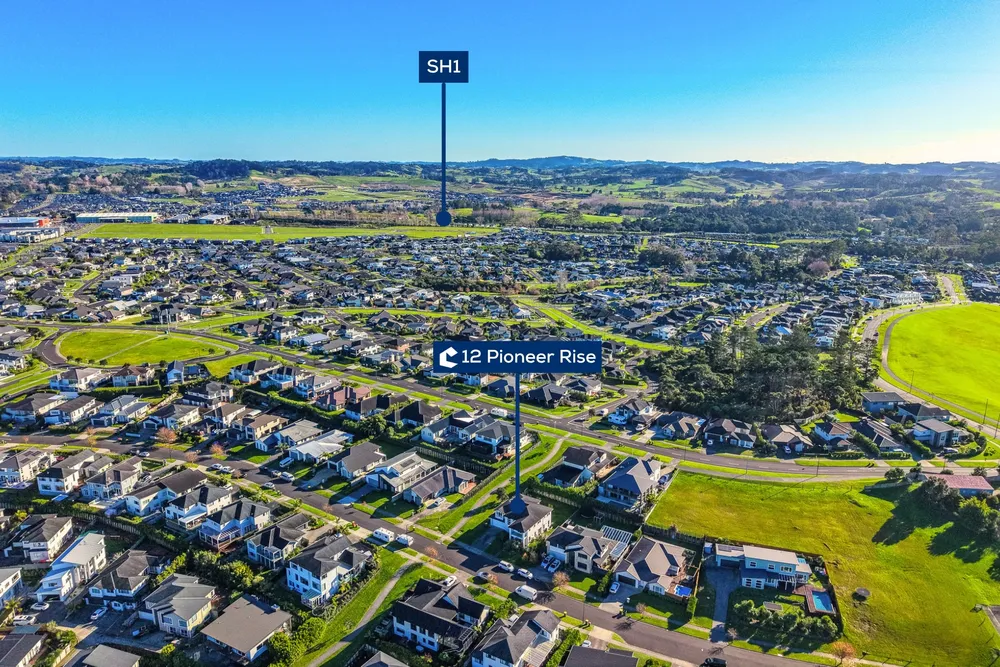 Photos of 12 Pioneer Rise