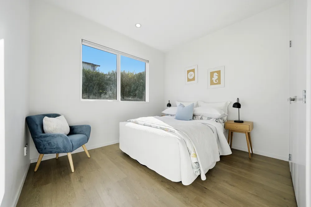 Photos of 12 Pioneer Rise