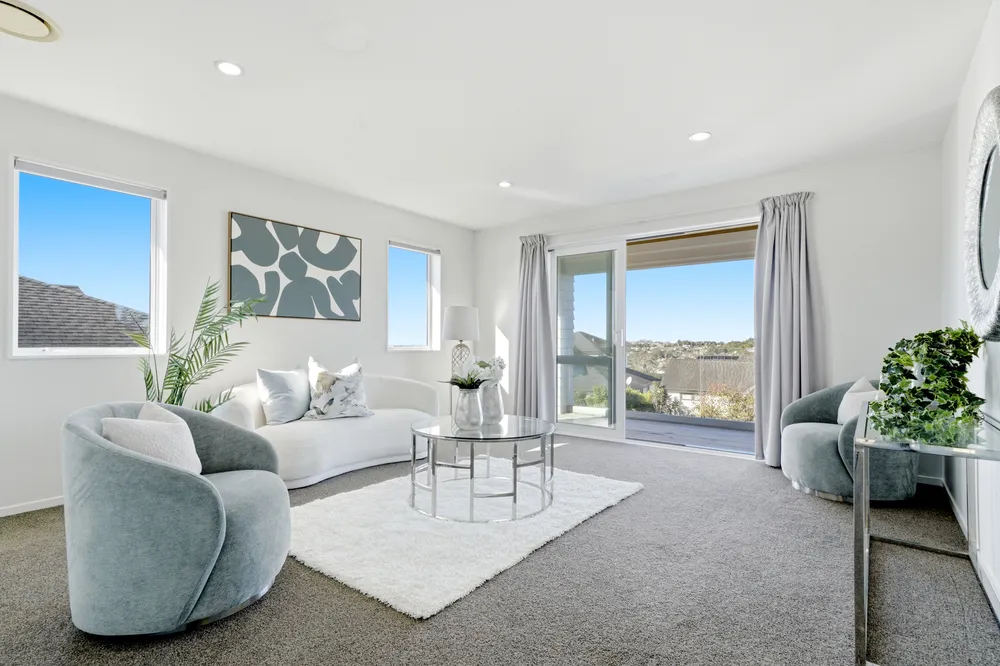 Photos of 12 Pioneer Rise