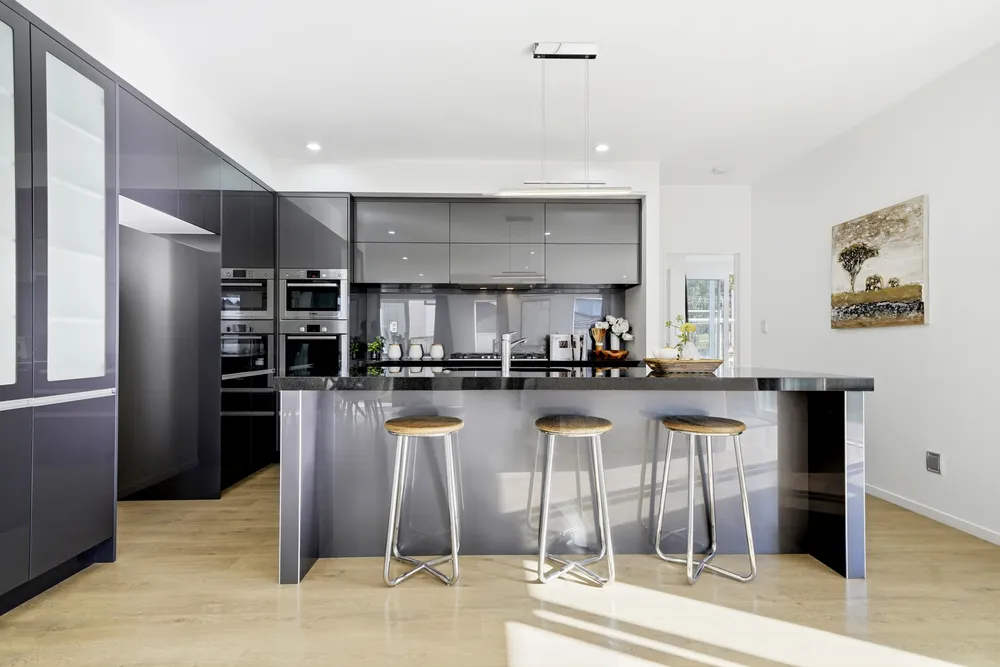 Photos of 12 Pioneer Rise